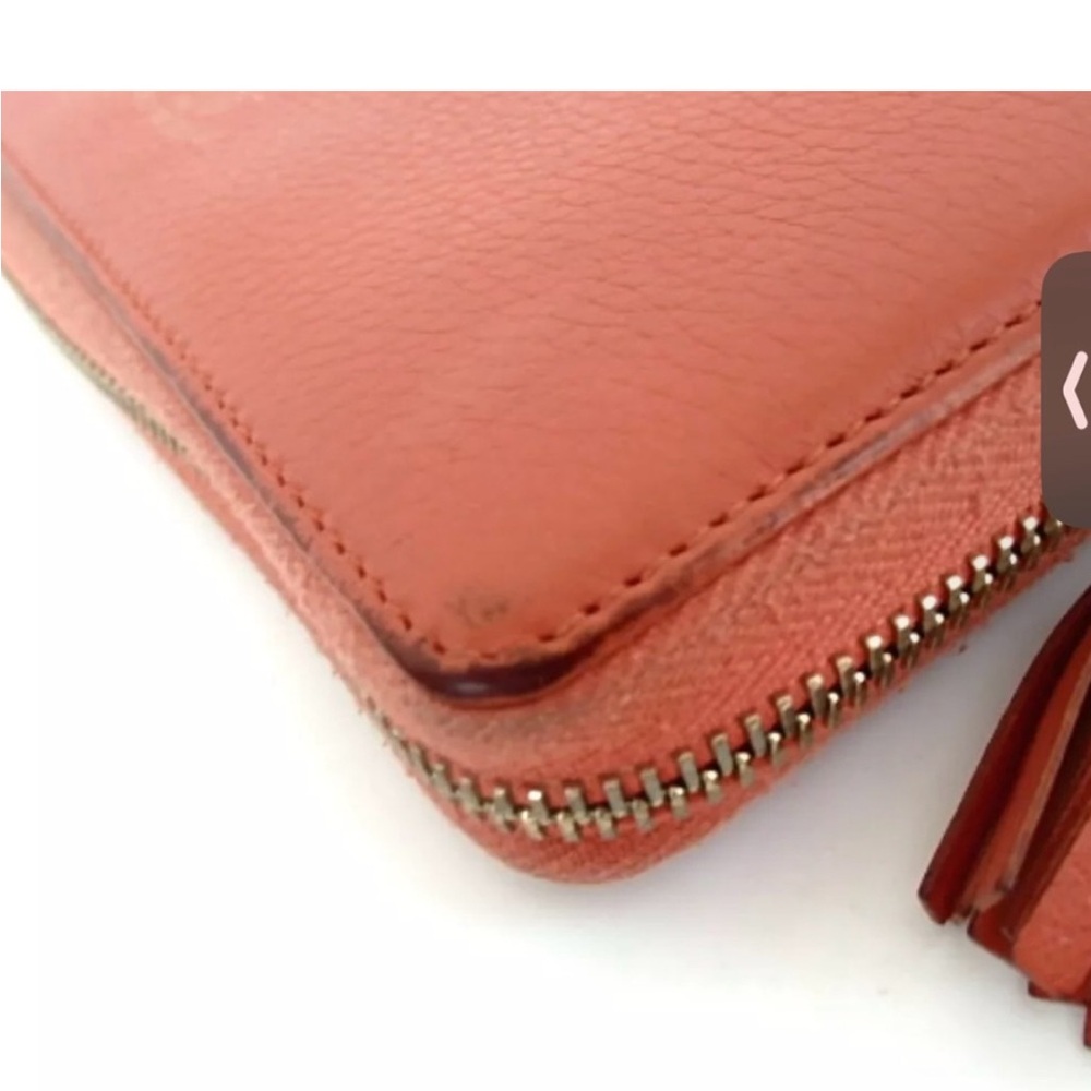 EUC Gucci Tassel pebbled Leather Red Wallet❌PLEASE LOOK AT ALL PICS❌❌ - Picture 8 of 14